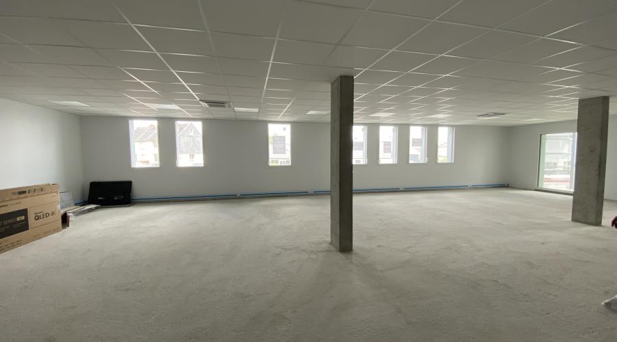 Photo LOCATION CELLULE 137 m2 0