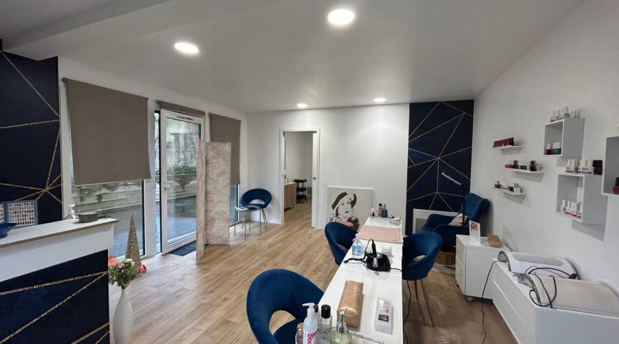 Photo LOCAL COMMERCIAL - VITRE 1