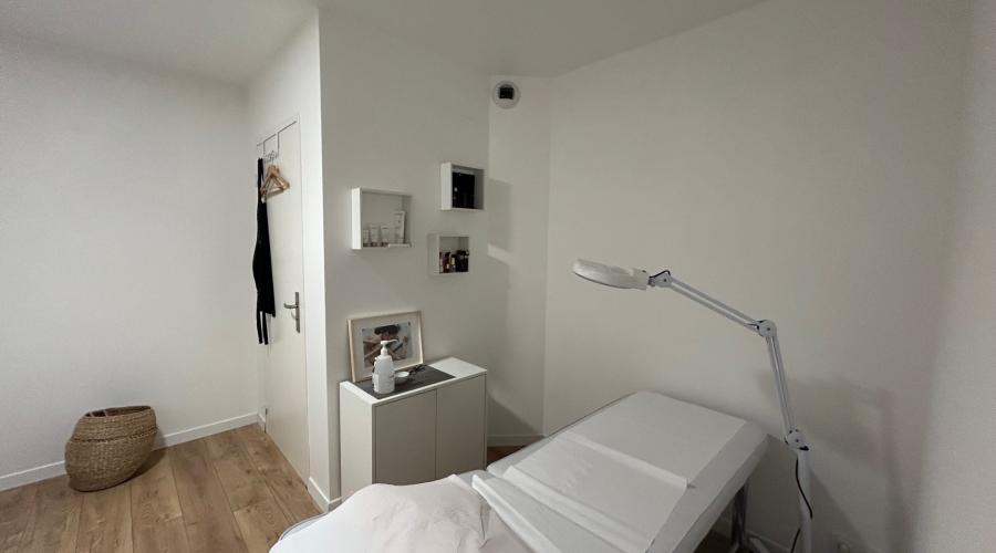 Photo LOCAL COMMERCIAL - VITRE 2