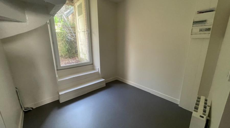 Photo CHATEAUBOURG - Local professionnel 3