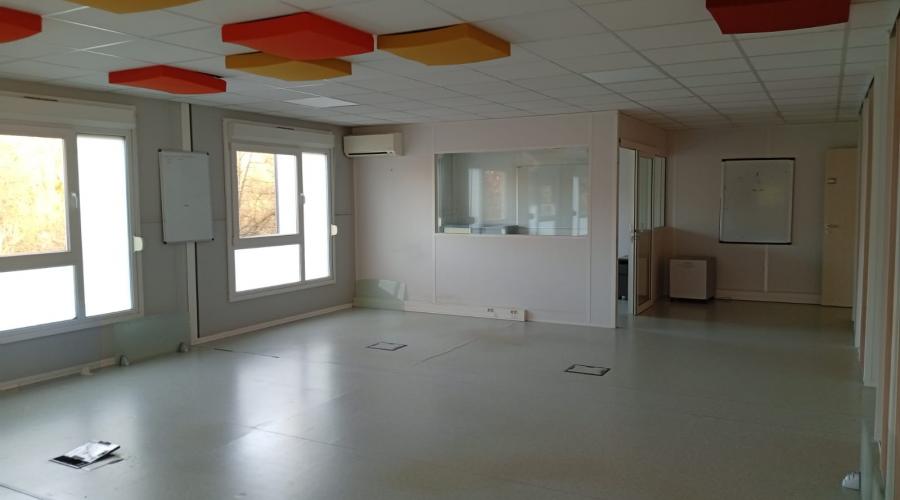 Photo Ensemble immobilier de bureaux 3