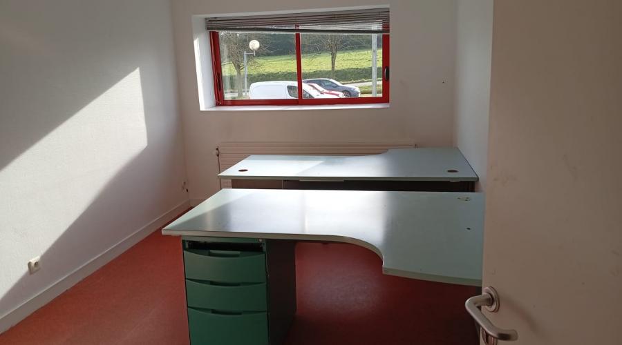 Photo Ensemble immobilier de bureaux 3