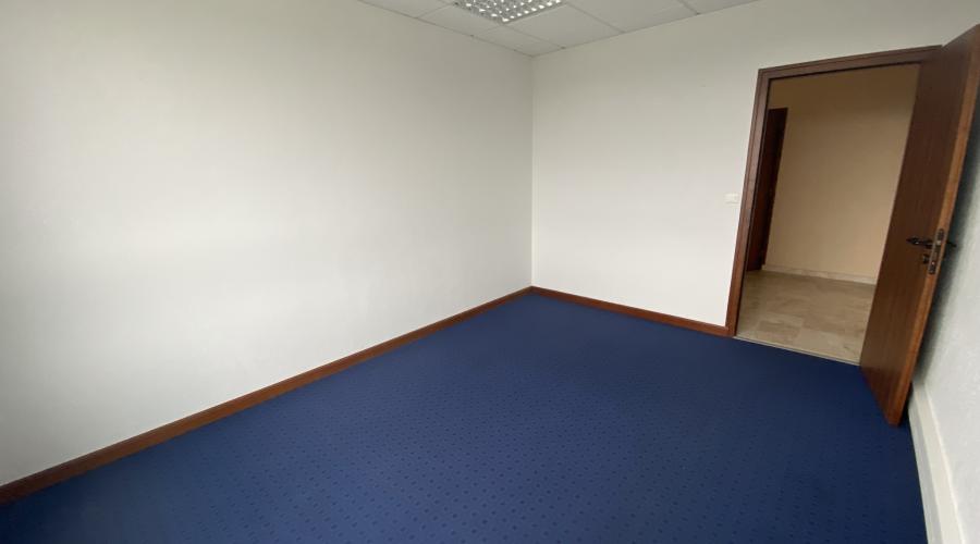 Photo A LOUER - plateau de bureaux - surf 73 m2 - au 2ème étage 1