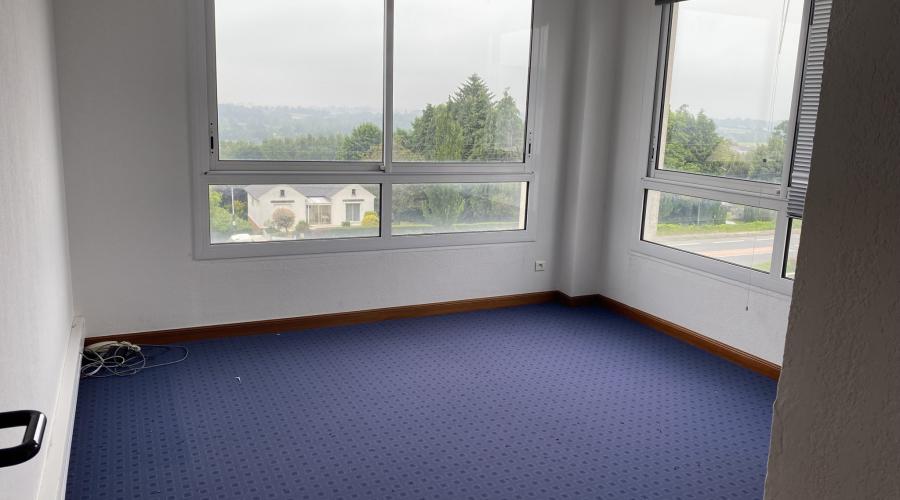 Photo A LOUER - plateau de bureaux - surf 73 m2 - au 2ème étage 2